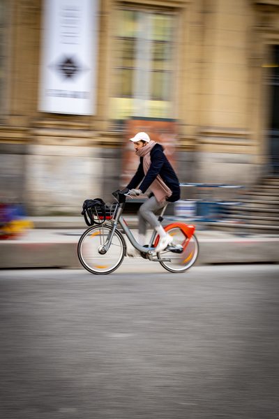 Lyon photographie photographe aparisi place des terreaux hôtel de ville vélo velo'v